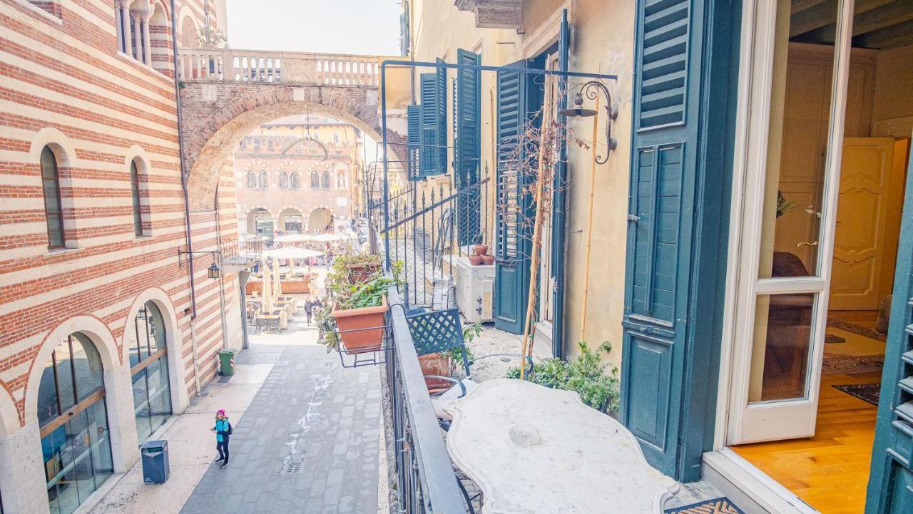 Residenza Dei Signori - Italian Homing Apartamento Verona Exterior foto