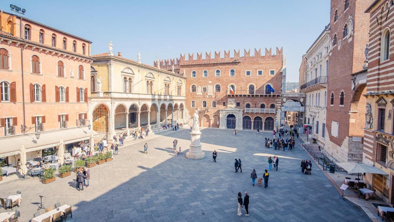 Residenza Dei Signori - Italian Homing Apartamento Verona Exterior foto