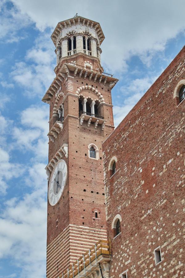 Residenza Dei Signori - Italian Homing Apartamento Verona Exterior foto