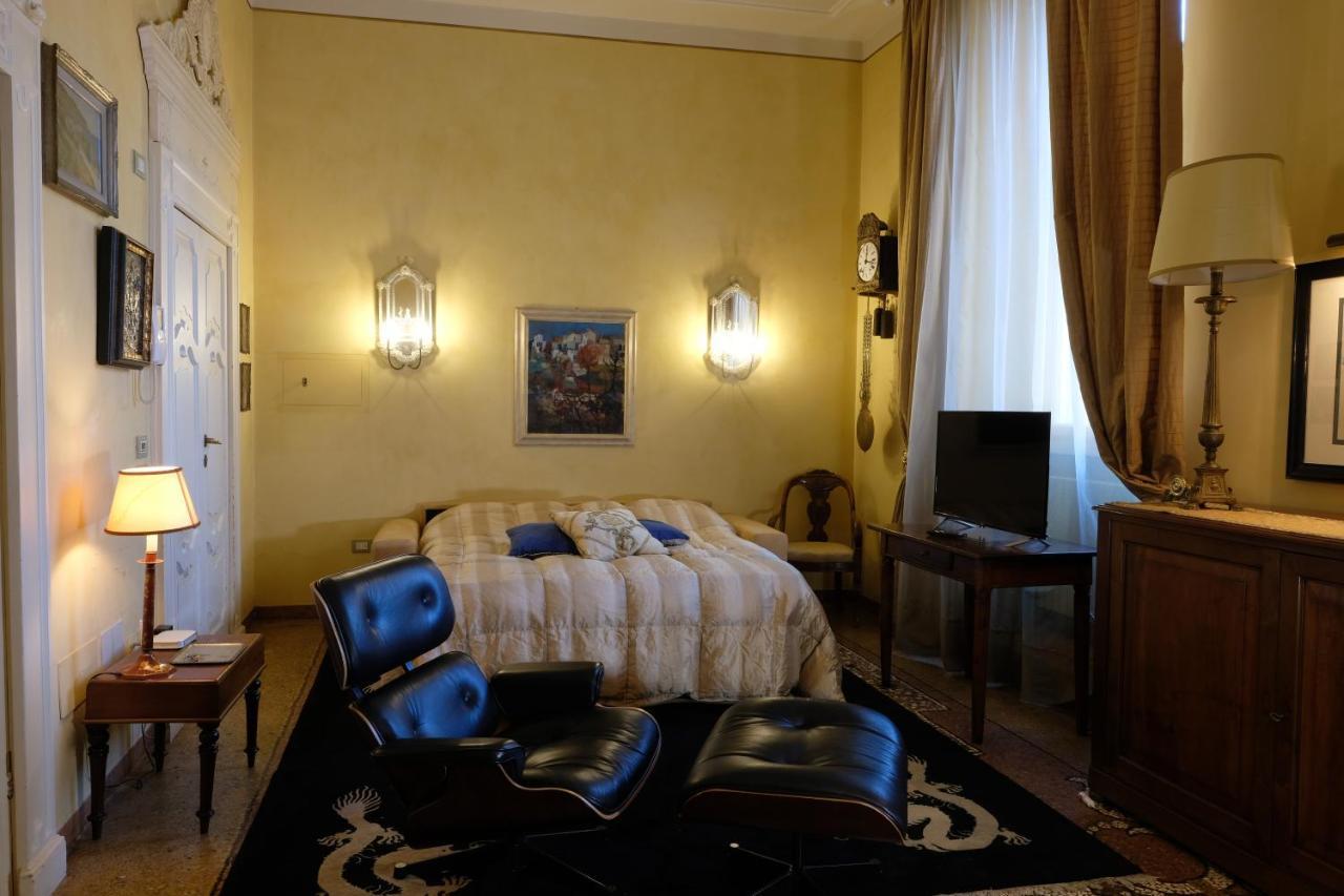 Residenza Dei Signori - Italian Homing Apartamento Verona Exterior foto